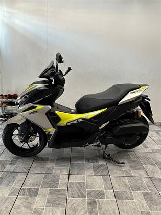YAMAHA AEROX 160 ABS YAMAHA AEROX 160 ABS